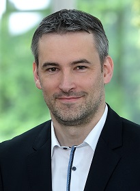 Dr. Rafael J. Weber
